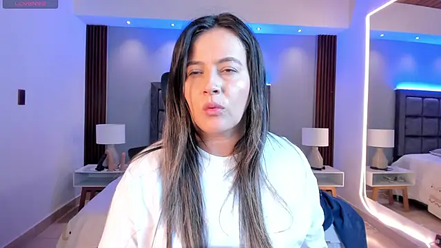 Susann Ross online show from 10/05/25, 11:52