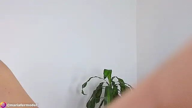 Mariafer05 online show from 01/02/25, 06:12