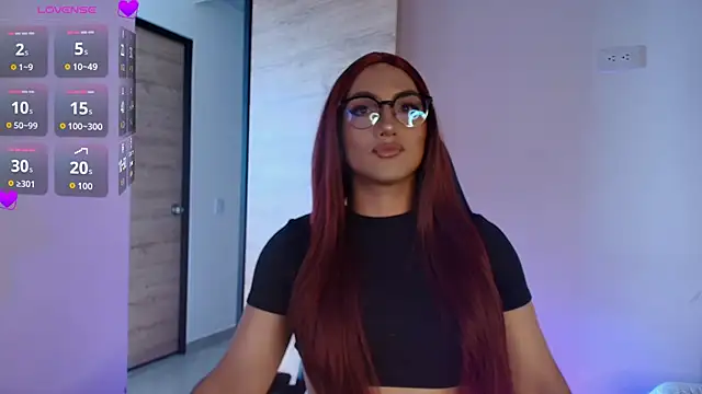 Snapshot of -Sofii_ chatting on 03/15/26, 08:48 -Sofii online show from 03/15/26, 08:48