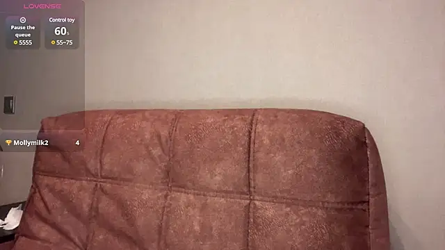 Snapshot of hanna_cry_baby chatting on 01/03/25, 07:39 hanna cry baby online show from 01/03/25, 07:39