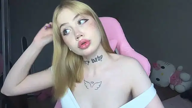 hanna cry baby online show from 03/08/25, 01:14