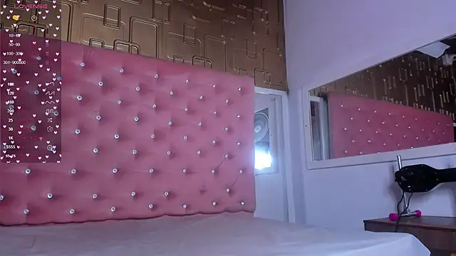 Snapshot of Molly_gomez_ chatting on 02/09/25, 10:21 Molly gomez online show from 02/09/25, 10:21