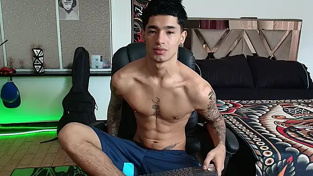 Damon  333 online show from 10/21/25, 05:57