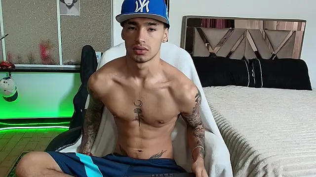 Damon  333 online show from 10/28/25, 05:48