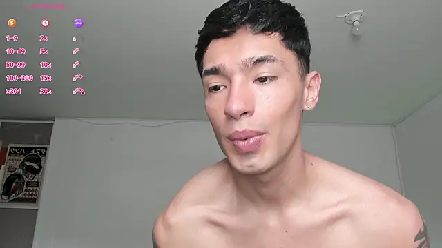 Snapshot of Damon__333 chatting on 04/09/26, 06:46 Damon 333 online show from 04/09/26, 06:46