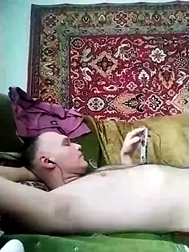 Snapshot of Pineapple04 chatting on 01/14/25, 12:35 Pineapple04 online show from 01/14/25, 12:35