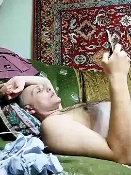 Snapshot of Pineapple04 chatting on 01/27/25, 03:07 Pineapple04 online show from 01/27/25, 03:07