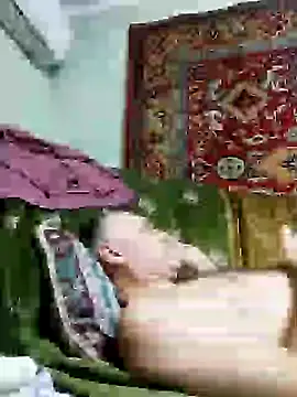 Snapshot of Pineapple04 chatting on 01/29/25, 02:53 Pineapple04 online show from 01/29/25, 02:53