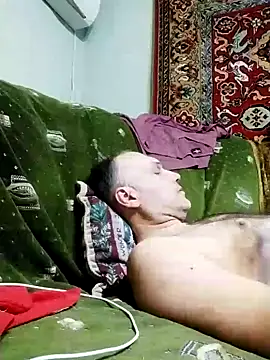 Snapshot of Pineapple04 chatting on 02/09/25, 07:30 Pineapple04 online show from 02/09/25, 07:30