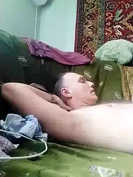 Snapshot of Pineapple04 chatting on 03/11/25, 06:53 Pineapple04 online show from 03/11/25, 06:53