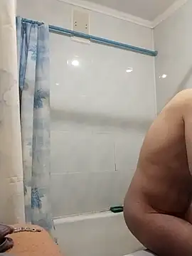 Snapshot of Pineapple04 chatting on 03/19/25, 12:12 Pineapple04 online show from 03/19/25, 12:12