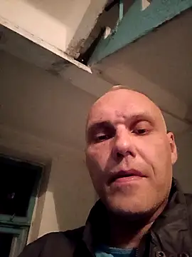 Snapshot of Pineapple04 chatting on 09/14/25, 06:51 Pineapple04 online show from 09/14/25, 06:51