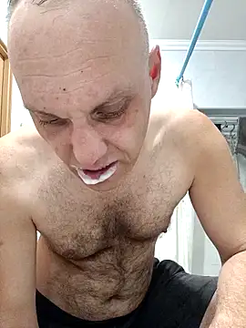 Snapshot of Pineapple04 chatting on 09/17/25, 04:36 Pineapple04 online show from 09/17/25, 04:36