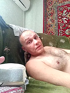 Snapshot of Pineapple04 chatting on 09/19/25, 05:42 Pineapple04 online show from 09/19/25, 05:42