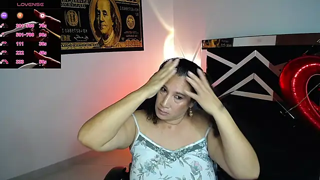 sussy lee  online show from 02/19/25, 07:38