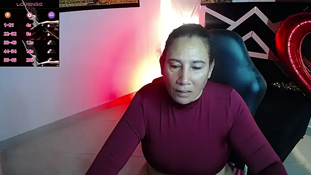 sussy lee  online show from 02/22/25, 07:47