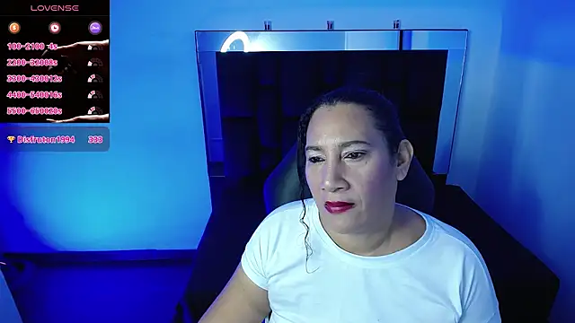 sussy lee  online show from 03/12/25, 11:53