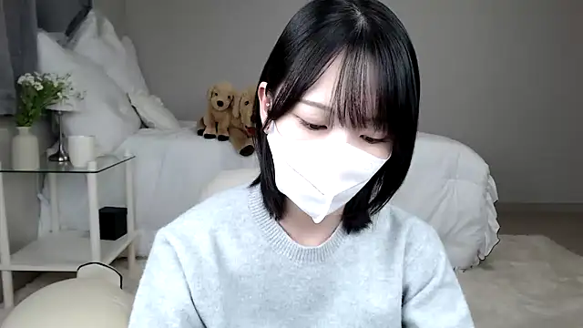 Snapshot of mei_mei_chan chatting on 12/12/24, 01:39 mei mei chan online show from 12/12/24, 01:39