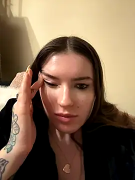 ayeshaskitty online show from 11/15/25, 09:54