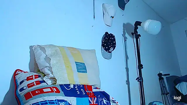 ADAM HOT online show from 11/19/25, 10:54