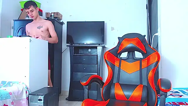 ADAM HOT online show from 01/09/26, 10:33