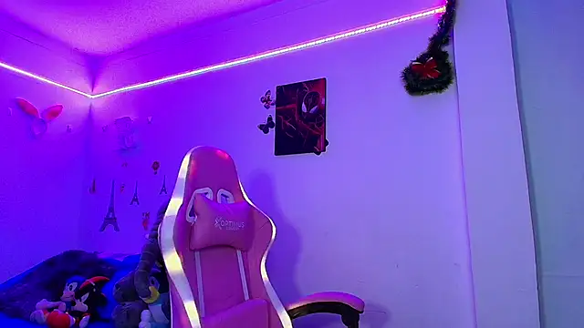 Rousrossell 4 online show from 01/28/25, 02:53