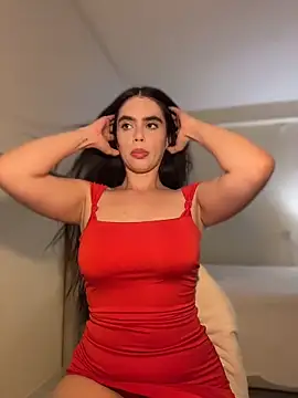 Snapshot of Mavi_Coless chatting on 04/17/26, 01:30 Mavi Coless online show from 04/17/26, 01:30