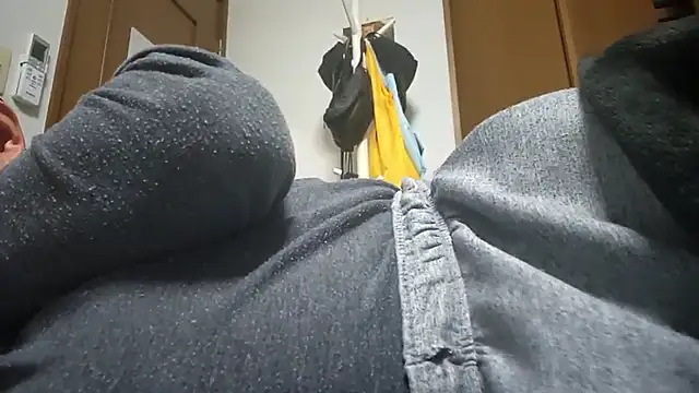 Snapshot of 07YUKIO chatting on 11/13/25, 12:48 07YUKIO online show from 11/13/25, 12:48