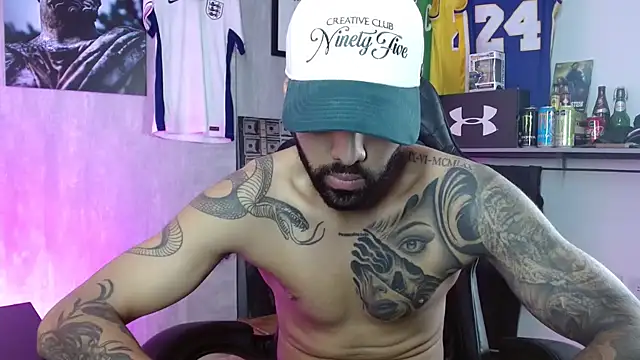 Hendry  online show from 12/22/25, 01:13