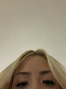 Snapshot of Sofy_Softtt chatting on 06/10/26, 02:23 Sofy Softtt online show from 06/10/26, 02:23