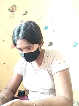 Lina-Rose online show from 09/20/25, 07:20