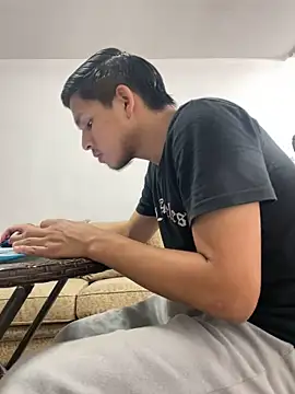 Dani202017 online show from 03/14/25, 10:27