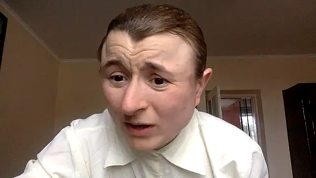 Snapshot of KlavdiaPetrivna chatting on 04/15/26, 03:19 KlavdiaPetrivna online show from 04/15/26, 03:19