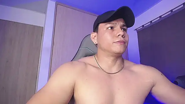 Snapshot of RoyConstance chatting on 03/07/25, 11:16 RoyConstance online show from 03/07/25, 11:16