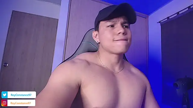 Snapshot of RoyConstance chatting on 03/15/25, 01:30 RoyConstance online show from 03/15/25, 01:30