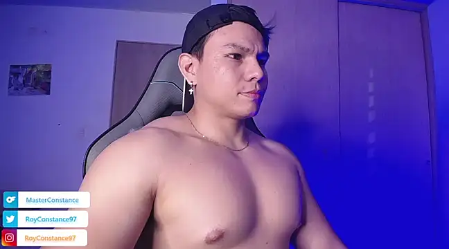 Snapshot of RoyConstance chatting on 03/21/25, 08:06 RoyConstance online show from 03/21/25, 08:06