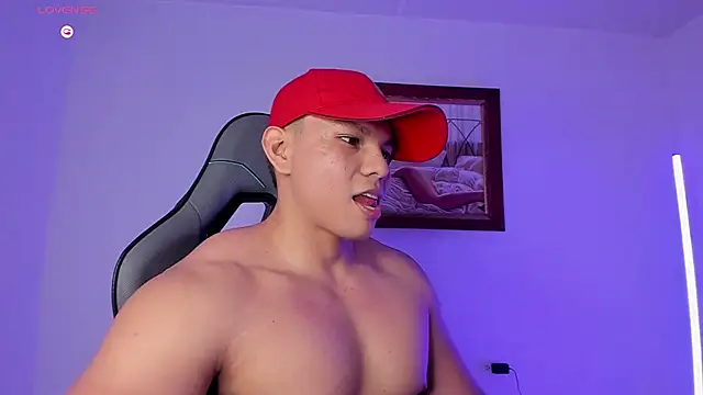 RoyConstance online show from 01/11/26, 03:55