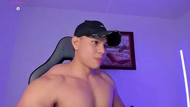 RoyConstance online show from 01/14/26, 03:23