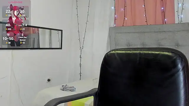 valentina 0  online show from 01/12/25, 03:28