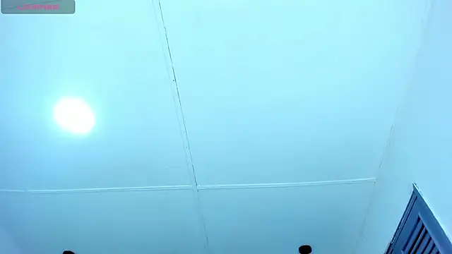 valentina 0  online show from 09/18/25, 04:58