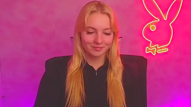 Milka kiss  online show from 01/11/25, 03:31