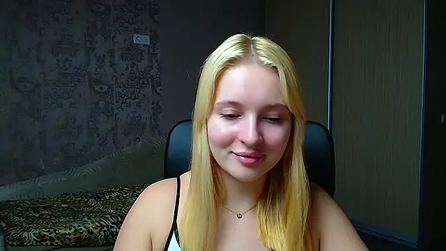 Milka kiss  online show from 12/03/25, 12:36