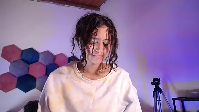 Snapshot of liz-beths chatting on 02/06/25, 04:36 liz-beths online show from 02/06/25, 04:36