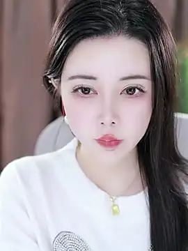 Qiaoqiao  online show from 01/27/25, 09:33