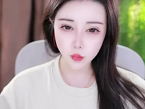 Qiaoqiao  online show from 02/08/25, 04:36