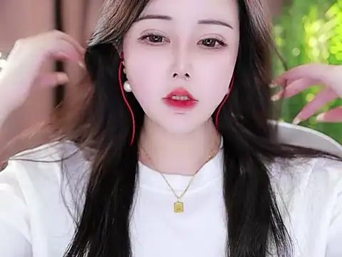 Qiaoqiao  online show from 02/14/25, 04:20