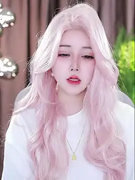 Qiaoqiao  online show from 02/22/25, 07:45