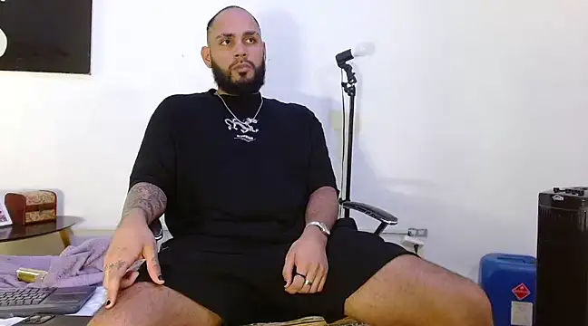 Snapshot of samir_music chatting on 12/05/24, 03:50 samir music online show from 12/05/24, 03:50