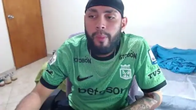 Snapshot of samir_music chatting on 10/30/25, 02:57 samir music online show from 10/30/25, 02:57