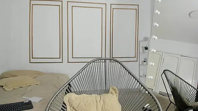 Snapshot of flavia_cruz chatting on 09/20/25, 07:26 flavia cruz online show from 09/20/25, 07:26